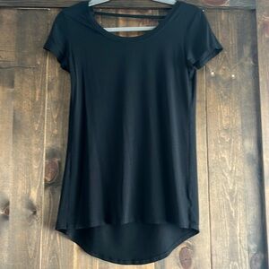 Montiel Sexy Open Back Tee - size small